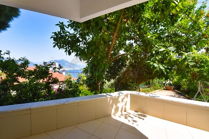 2+1 apartment in the historical place of Alanya