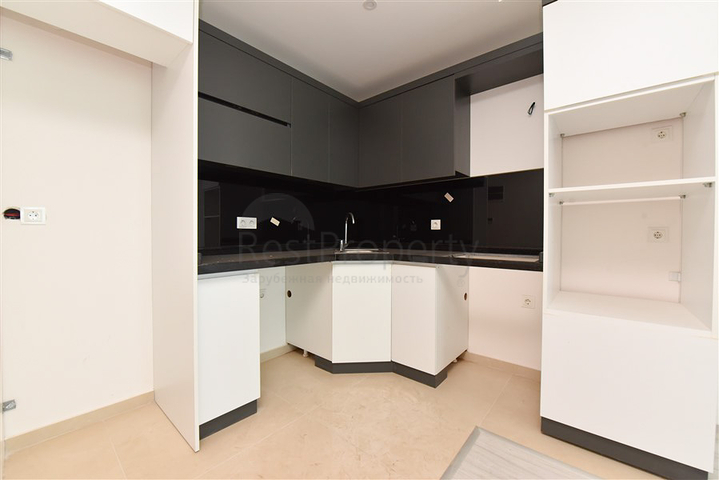 1+1 apartment in a complex with infrastructure in Kargicak district