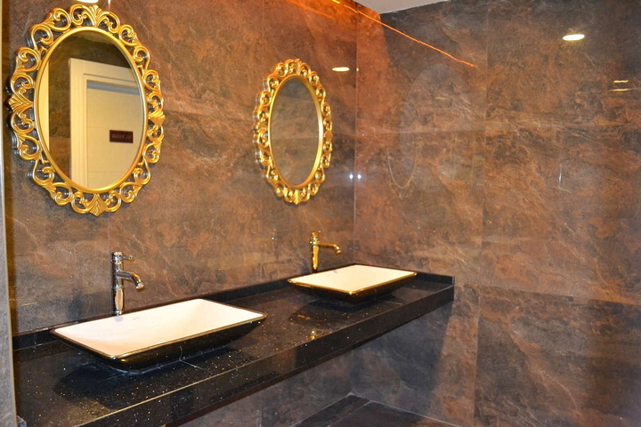 1+1 apartment in a complex with infrastructure in Kargicak district