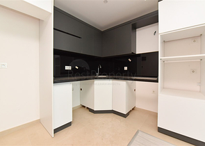 1+1 apartment in a complex with infrastructure in Kargicak district