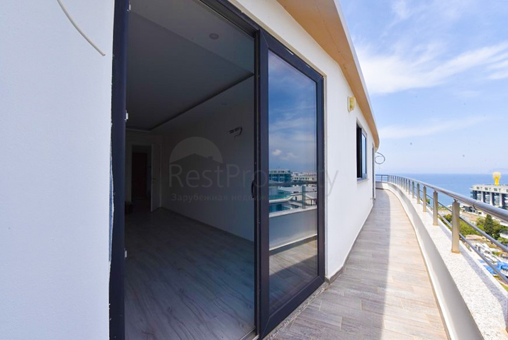 Luxury penthouse overlooking the Mediterranean Sea in Kargicak district