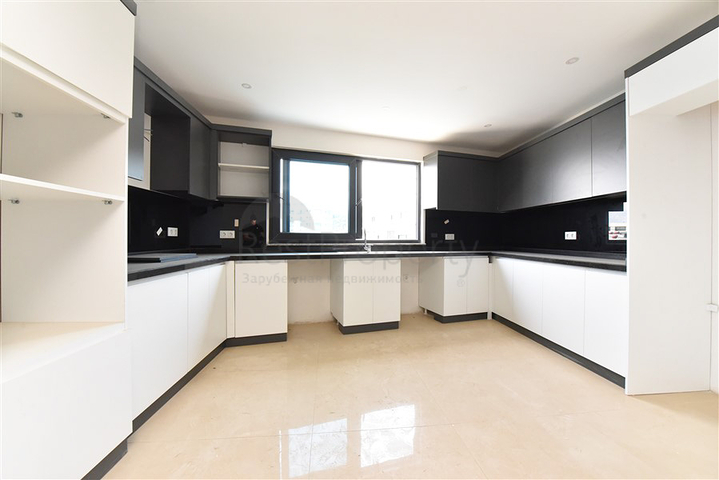 Luxury penthouse overlooking the Mediterranean Sea in Kargicak district