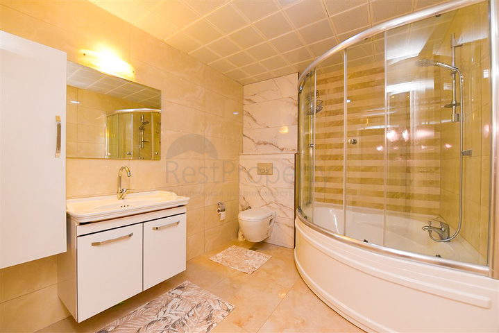 Spacious 3+1 penthouse in Mahmutlar district