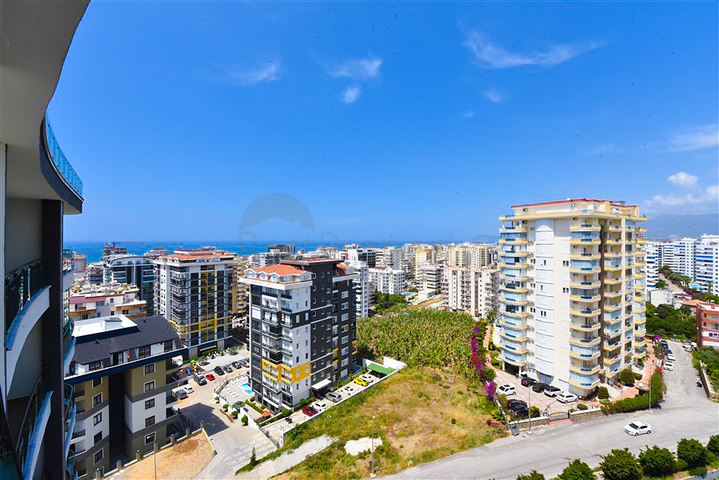 Spacious 3+1 penthouse in Mahmutlar district