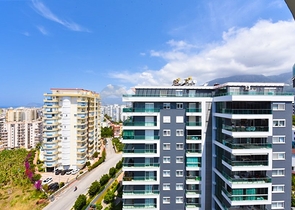 Spacious 3+1 penthouse in Mahmutlar district