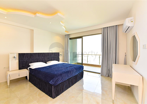 Spacious 3+1 penthouse in Mahmutlar district