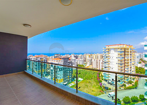 Spacious 3+1 penthouse in Mahmutlar district