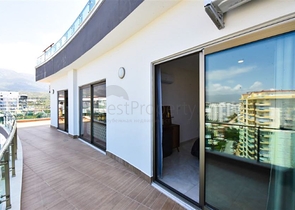 Spacious 3+1 penthouse in Mahmutlar district