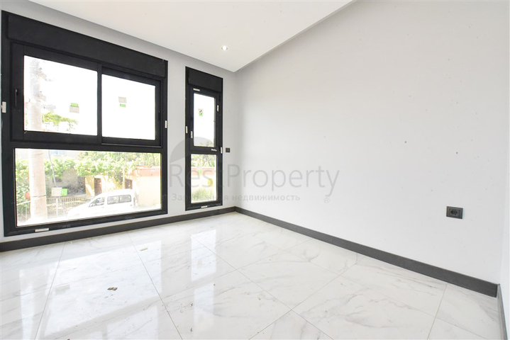 4+1 villa for a large family 