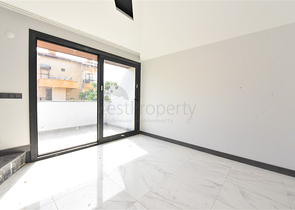 4+1 villa for a large family 