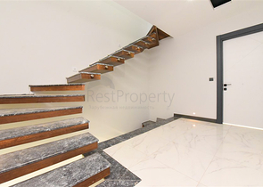 4+1 villa for a large family 