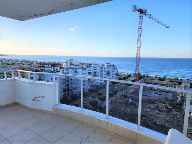 Spacious 3+1 apartment with panoramic sea view