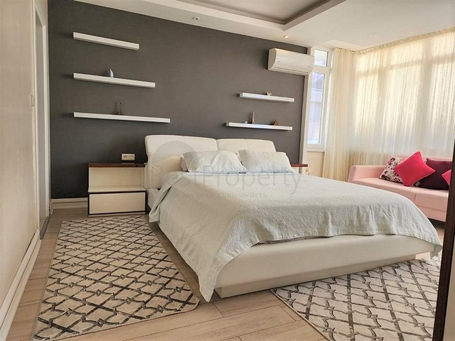 Spacious 3+1 apartment with panoramic sea view