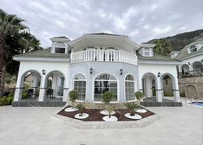 3+1 villa with panoramic sea views with the possibility of obtaining Turkish citizenship