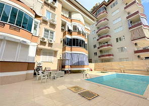 2+1 apartment with separate kitchen in the center of Alanya