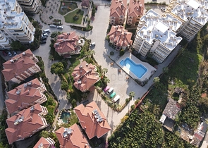 2+1 apartment in Mahmutlar district