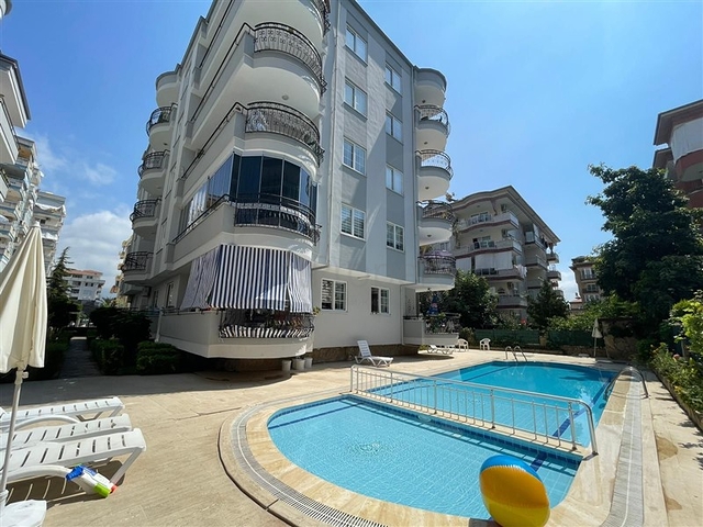 Spacious 2+1 apartment just 500 m from the sea in Oba area