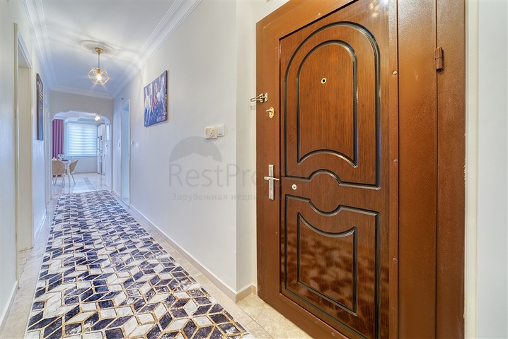 Spacious apartment in Mahmutlar area with sea and mountain views
