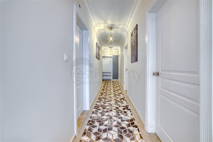 Spacious apartment in Mahmutlar area with sea and mountain views