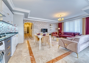 Spacious apartment in Mahmutlar area with sea and mountain views