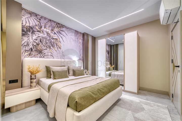 Luxury 4+1 villa with stunning views of the whole of Alanya