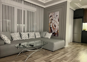 Spacious 4+1 penthouse 250 m from the sea