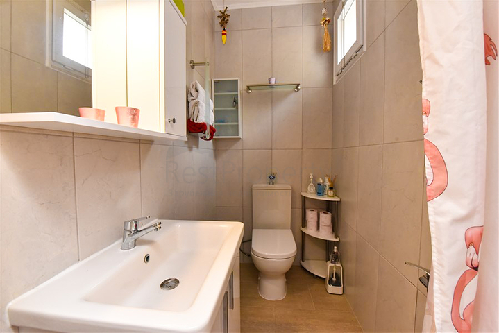2+1 townhouse 600 m from the sea in Kargicak area 2+1 townhouse 600 m from the sea in Kargicak area