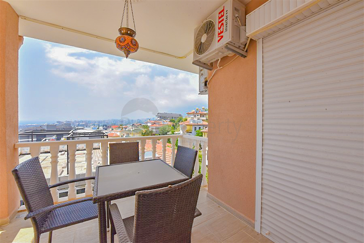 2+1 townhouse 600 m from the sea in Kargicak area 2+1 townhouse 600 m from the sea in Kargicak area