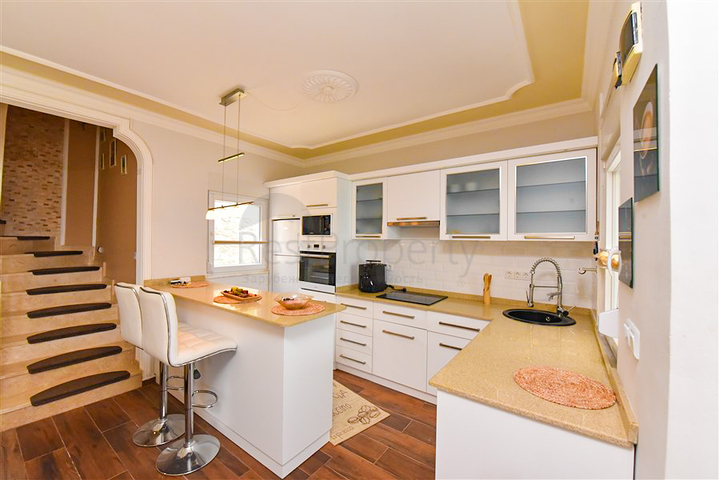 2+1 townhouse 600 m from the sea in Kargicak area 2+1 townhouse 600 m from the sea in Kargicak area