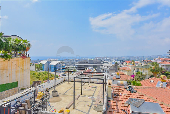 2+1 townhouse 600 m from the sea in Kargicak area 2+1 townhouse 600 m from the sea in Kargicak area