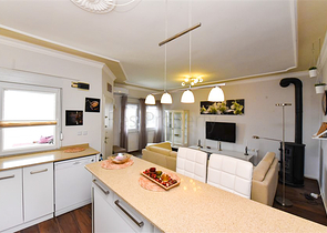 2+1 townhouse 600 m from the sea in Kargicak area 2+1 townhouse 600 m from the sea in Kargicak area