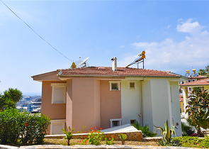 2+1 townhouse 600 m from the sea in Kargicak area 2+1 townhouse 600 m from the sea in Kargicak area