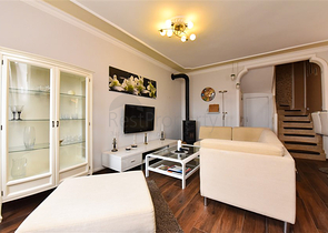 2+1 townhouse 600 m from the sea in Kargicak area 2+1 townhouse 600 m from the sea in Kargicak area