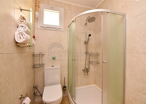 2+1 townhouse 600 m from the sea in Kargicak area 2+1 townhouse 600 m from the sea in Kargicak area