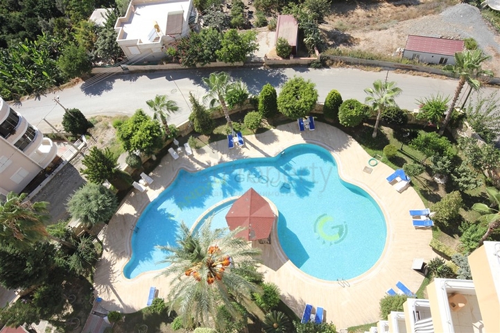 Furnished 2+1 apartment in Mahmutlar district