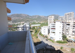 Furnished 2+1 apartment in Mahmutlar district