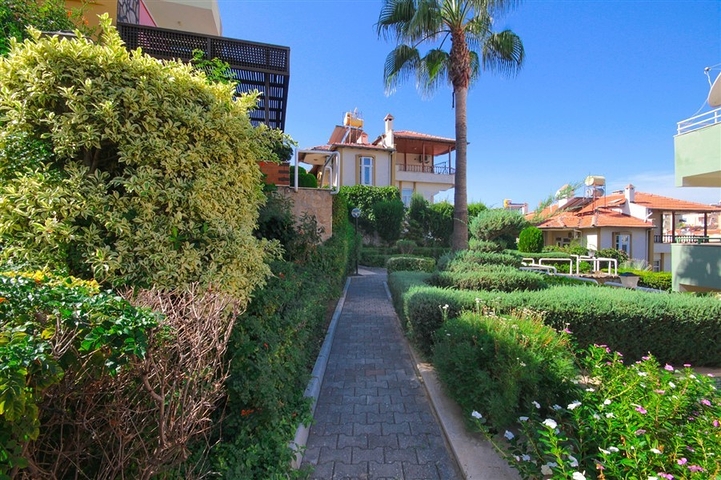 Spacious villa for a large family, within walking distance from the sea