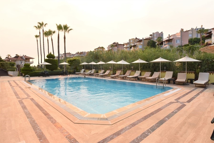 Spacious villa for a large family, within walking distance from the sea