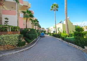Spacious villa for a large family, within walking distance from the sea
