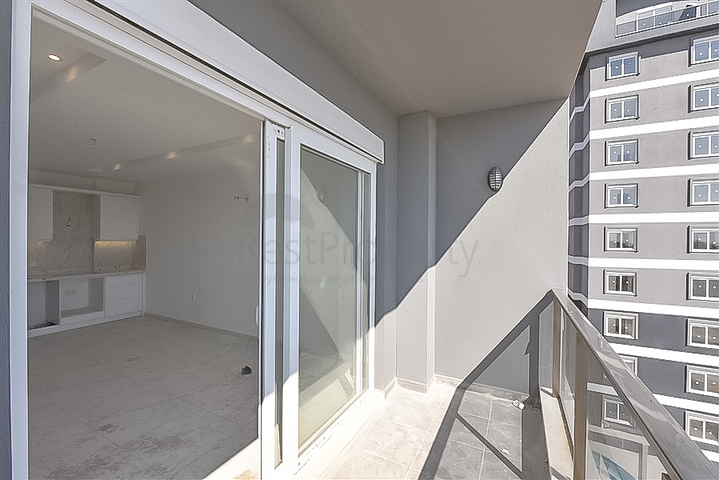 1+1 apartment in a luxury complex from the owner in Avsallar district