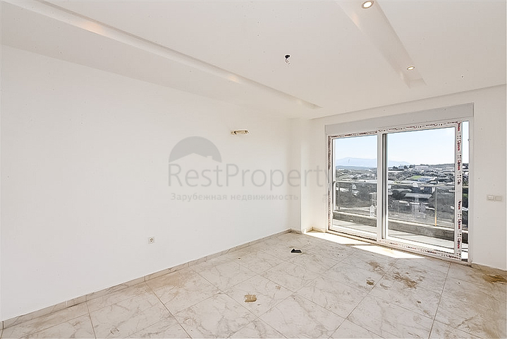 1+1 apartment in a luxury complex from the owner in Avsallar district