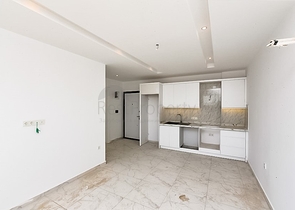 1+1 apartment in a luxury complex from the owner in Avsallar district