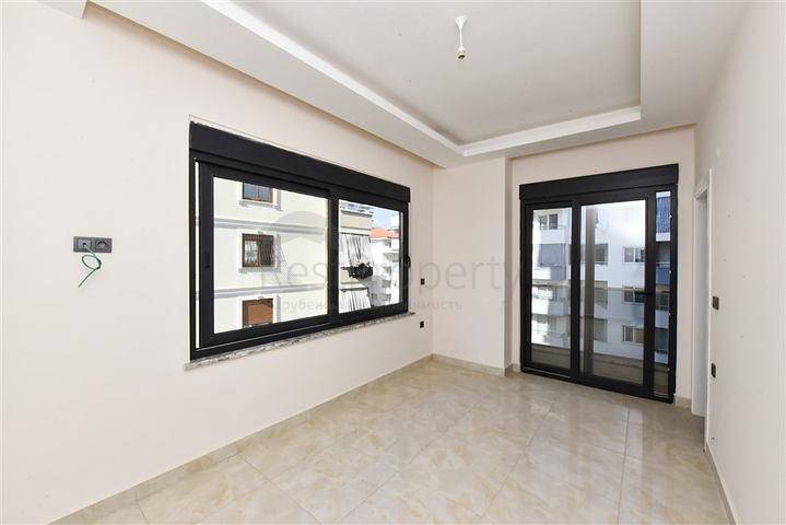 2+1 apartment in Mahmutlar district, 400 m from the sea 