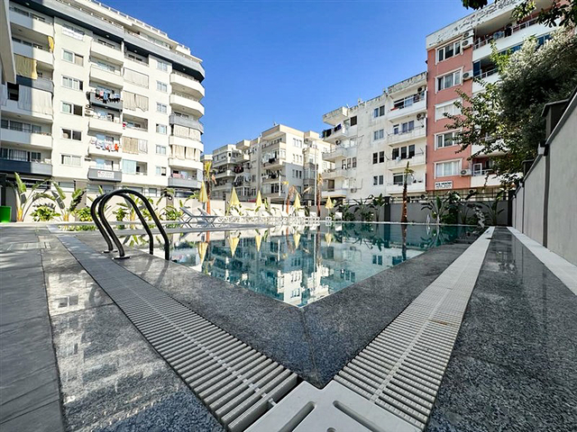 2+1 apartment in Mahmutlar district, 400 m from the sea 