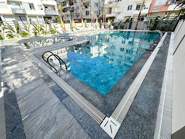 2+1 apartment in Mahmutlar district, 400 m from the sea 