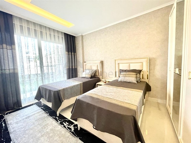 Garden duplex in the Oba area