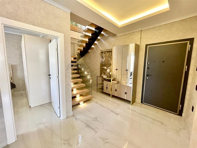 Garden duplex in the Oba area