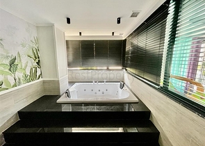 Garden duplex in the Oba area