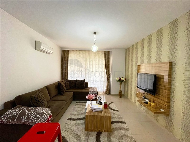 Spacious 1+1 apartment in a complex with all the infrastructure by the sea in Mahmutlar