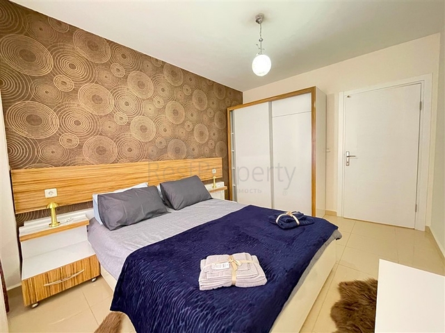 Spacious 1+1 apartment in a complex with all the infrastructure by the sea in Mahmutlar